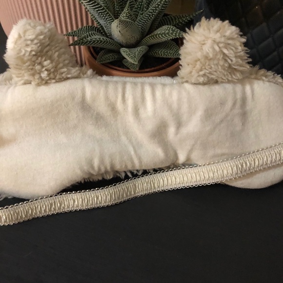 La vie en Rose sleep mask 🧸 - Picture 3 of 3